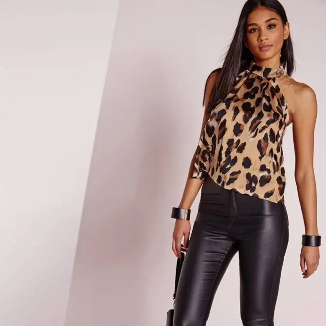 Women Blouses Sexy Leopard Print Ladies Shirts And Tops Halter Blouse Sexy Sleeveless Tops Womens Clothing Summer Female Blouses 3