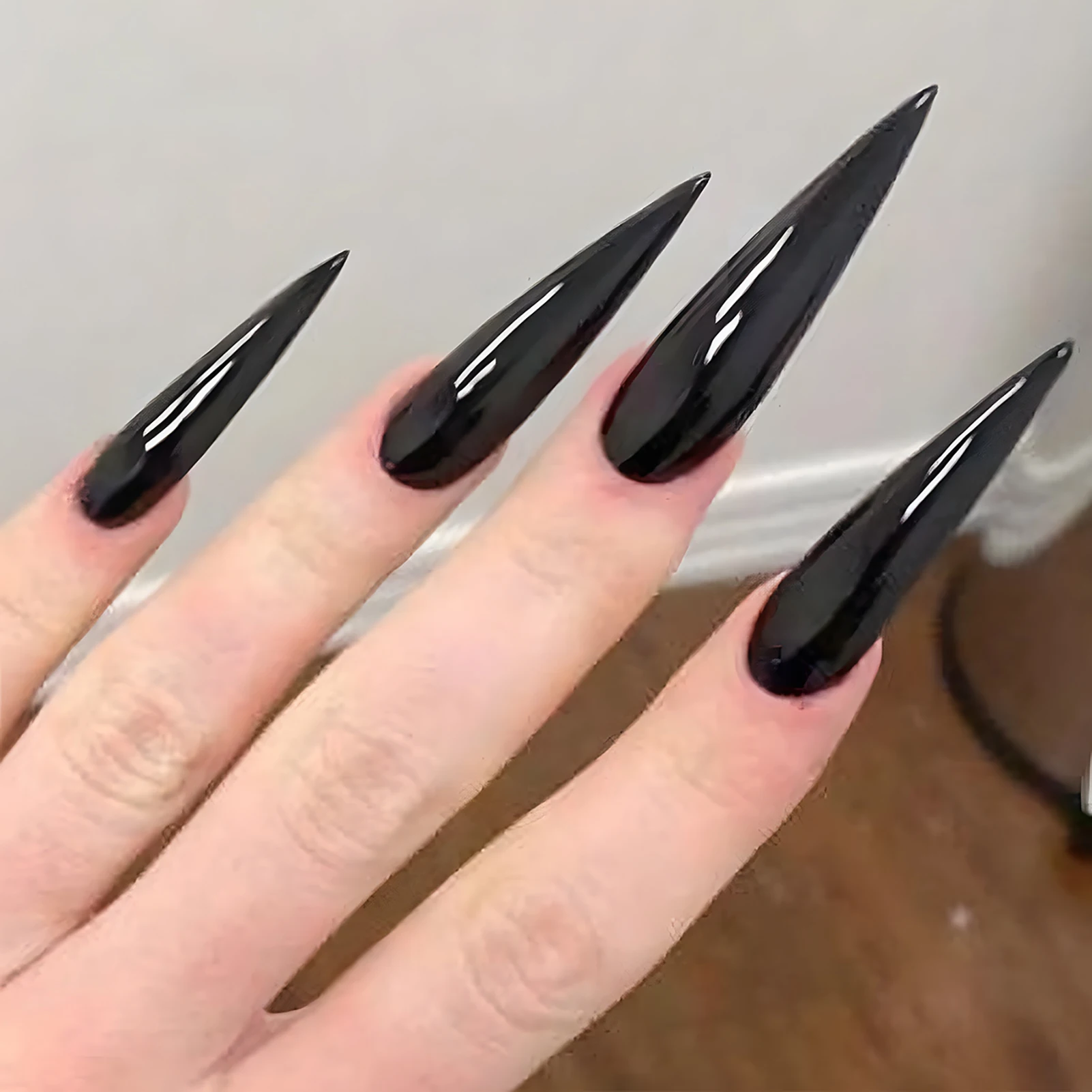 24pcs Glossy Black Fake Nails Set Press On Nail Tips Solid Color Long Stiletto Removable Artificial Nails Decoration Nail Art 24pcs Glossy Black Fake Nails Set Press On Nail Tips Solid Color Long Stiletto Removable Artificial Nails Decoration Nail Art