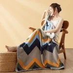 Extra Soft Flannel Blanket Thickened Nap Air Conditioning Blanket 4