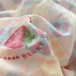 Ins Girls Strawberry Bedding Sets 2025 New Queen Size Bed Sheet Set Duvet Cover Set With Pillowcase No Filling 5