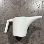 Popular long-spout watering can, plastic sprinkler, long-spout flower watering cup, suitable for gardening and baking 4