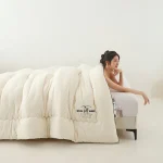 New autumn and winter wool quilt, thick and warm winter quilt, winter quick heating quilt core, universal for all seasons 3