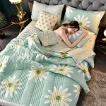 Quilted Spring Summer Quilt Soft Lightweight Duvet Summer Blanket Queen Breathable Blankets Comfortable Washable Double Quilts 3