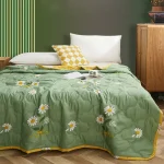 Daisy Printed Quilted Summer Quilt and Pillowcase or Single Quilts Soft Breathable Single Double Blanket Washable Thin Comforter 2
