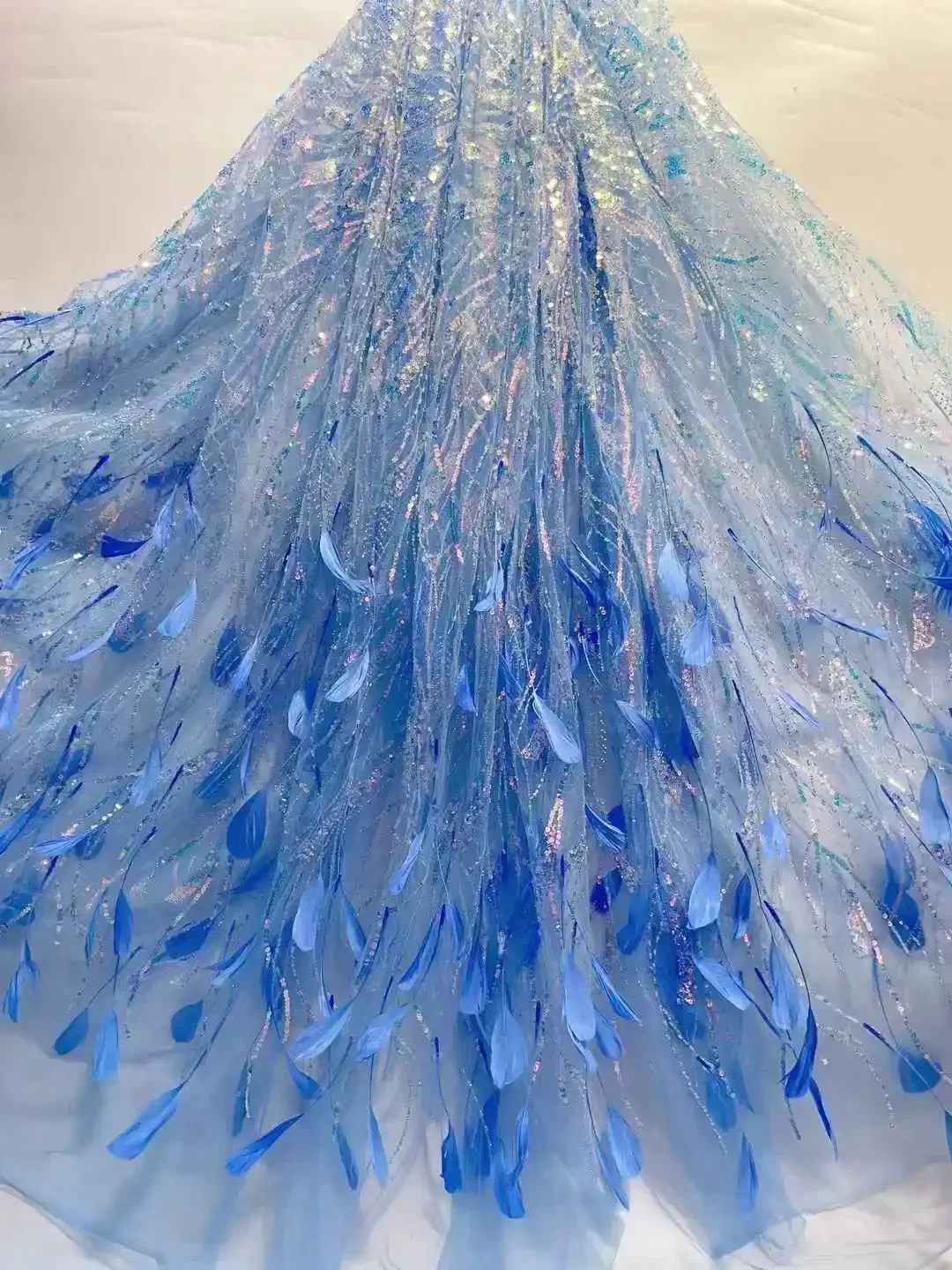 High quality Shiny Embroidery Sequins Feather African Lace Fabric for Dress Wedding Party Sewing Wide 125cm Sold By The Yard High quality Shiny Embroidery Sequins Feather African Lace Fabric for Dress Wedding Party Sewing Wide 125cm Sold By The Yard