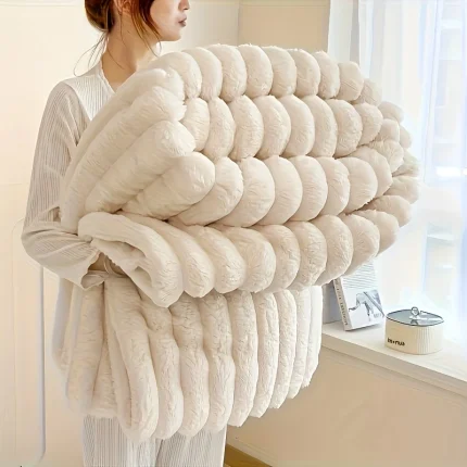 ROSEKIND Blankets 3 Size for Bed, 300GSM Soft & Warm Fleece Throw, Decorative and striped flannel fleece blanket for Adult