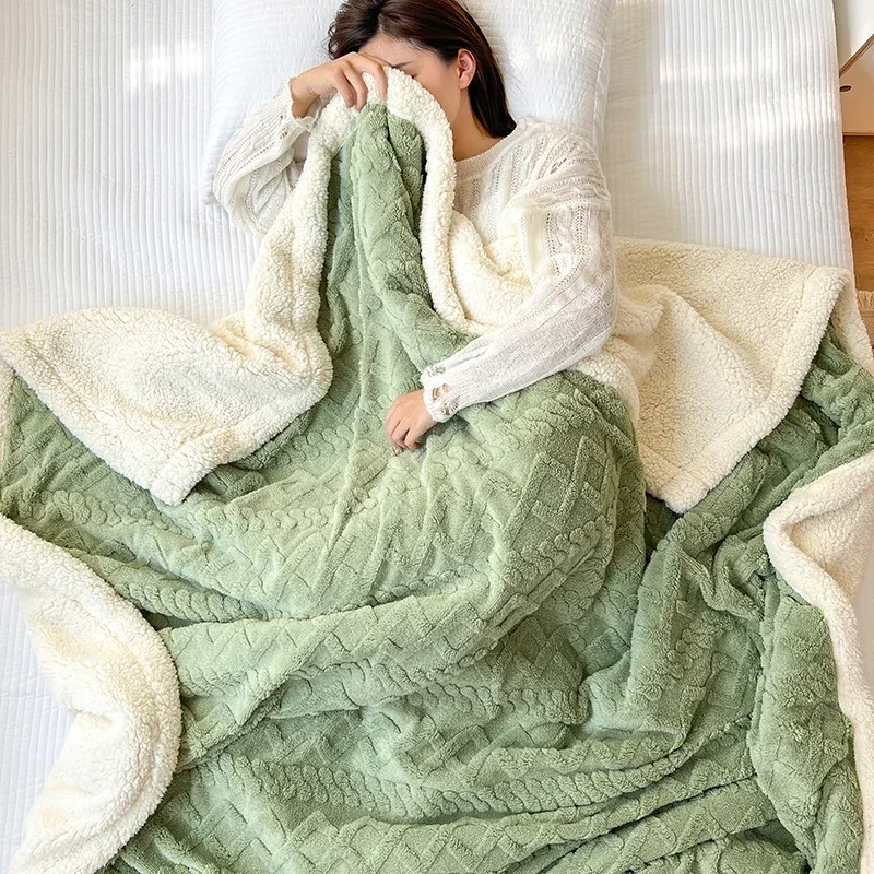 Soft Woolen Blanket for Bedding and Sofa, Warm Lamb Velvet Flannel Cover Blanket for Office, Air Conditioning and Nap Soft Woolen Blanket for Bedding and Sofa, Warm Lamb Velvet Flannel Cover Blanket for Office, Air Conditioning and Nap