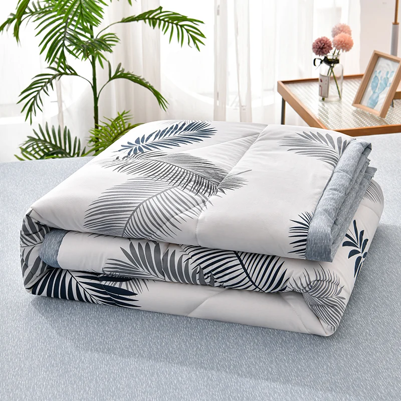 Soft Skin Friendly Summer Quilt Set or Single Quilts Lightweight Breathable Thin Comforter Sets Washable Single Double Blanket Soft Skin Friendly Summer Quilt Set or Single Quilts Lightweight Breathable Thin Comforter Sets Washable Single Double Blanket