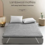 Household Thick and warm lamb wool mattress Foldable tatami mattress 3