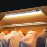 WILLED Warm Light Motion Sensor Cabinet Light Battery Display 60 LED Touch Light Bar Wireless Rechargeable Battery Night Light 2