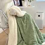Soft Woolen Blanket for Bedding and Sofa, Warm Lamb Velvet Flannel Cover Blanket for Office, Air Conditioning and Nap 4