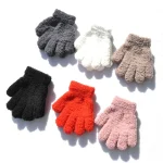 New 1-4Y Kids Gloves Winter Baby Plush Coral Gloves Toddler Full Fingers Cute Mittens Warm Windproof Glove For Boys Girls 3
