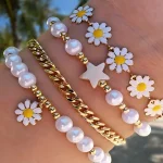 4pcs Vintage Daisy Flower Pendant Faux Pearl Bracelet Set for Women Bohemian Beaded Enamel Star Stackable Hand String Jewelry 3
