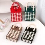 Knitted Crossbody Phone Bag Fashionable Casual Handbag Adjustable Shoulder Strap Small Niche Single Shoulder Handbag 2