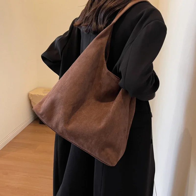 Autumn and Winter Vintage Women's Bag Large Capacity Suede Shoulder Bag Solid Color Simple Casual Commuter Bag Retro Handbags Autumn and Winter Vintage Women's Bag Large Capacity Suede Shoulder Bag Solid Color Simple Casual Commuter Bag Retro Handbags