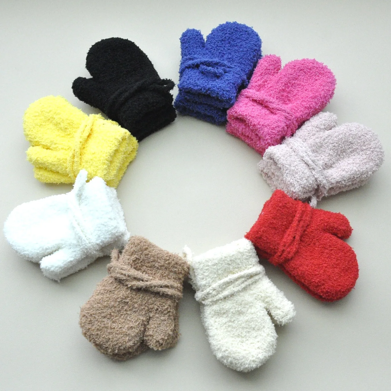 1-3Y Children Winter Thickened Plush with Rope Warm Gloves For Boys Girls New Solid Velvet Mittens Outdoor Cycling Skiing Gloves 1-3Y Children Winter Thickened Plush with Rope Warm Gloves For Boys Girls New Solid Velvet Mittens Outdoor Cycling Skiing Gloves