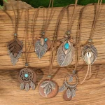 Retro Trendy Boho Long Neckalce Women Fashion Elegant Turquoise Shell Pendant Brown Pendent Necklaces Jewelry 2