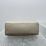 High Quality Luxury Designer Handbags for Women Famous Brand Tote Bags Purse Shoulder Fashion for Daily Look 4