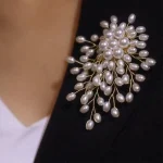 Elegant Pearl Flower Brooch Pin Badge For Women Girls Fashion Clothes Decoration Jewelry Gifts 2