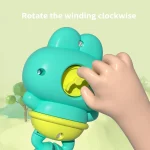 Children's bath toys - Clockwork frogs that float and swim 3