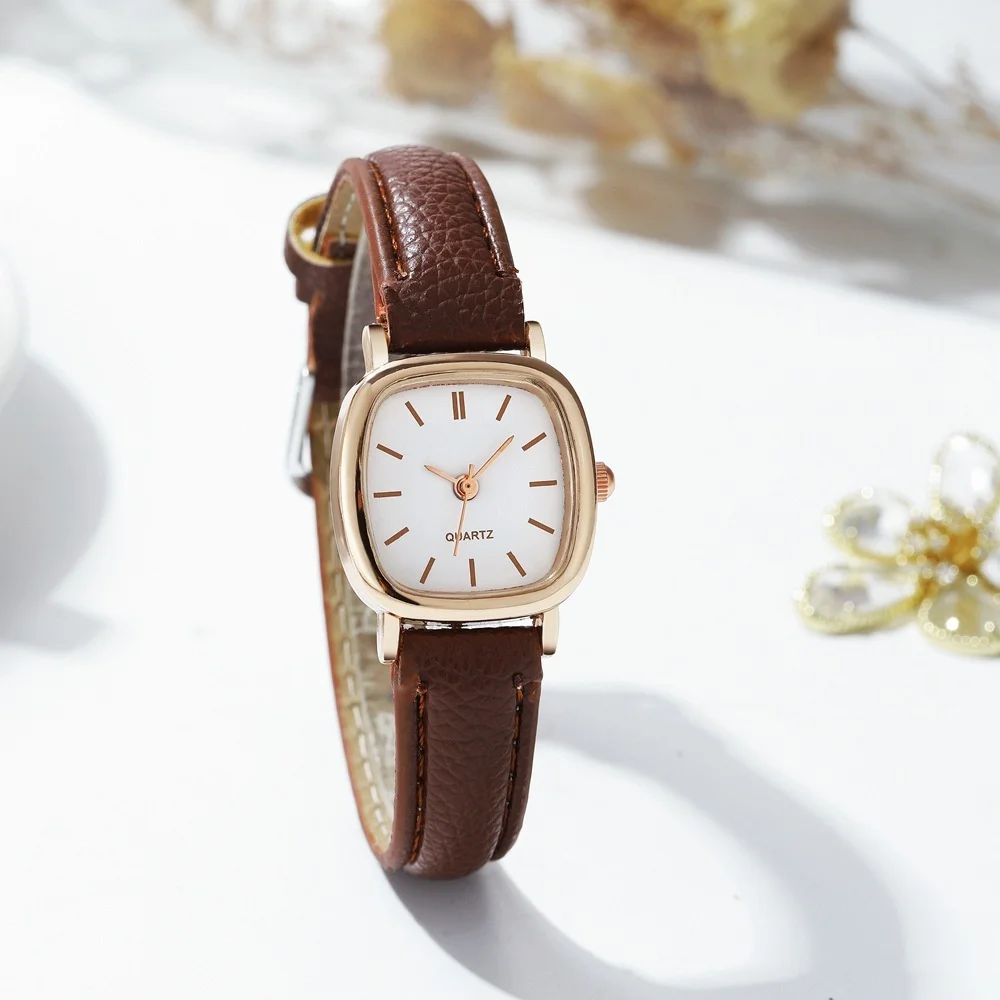 Fashion Small Dial Women Quartz Watch Ladies Simple Leather Band Wristwatches(Without Box) Fashion Small Dial Women Quartz Watch Ladies Simple Leather Band Wristwatches(Without Box)