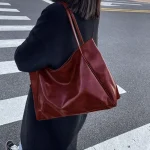 Women Tote Bag Fashion Underarm Pouch Large Capacity Soft Pu Leather Shoulder Bag Retro Crossbody Bag Casual Portable BucketBags 2