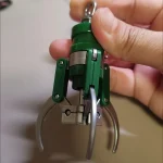 Creative Mini Doll Machine Claw Keychain For Women Plastic Material Fingertip Gripper Girls Bag Pendant Keyring Jewelry N908 3