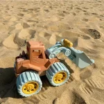 Children's beach toy straw beach bucket set can be loaded with sand digging tools to water flowers outdoor wheat straw toys. 2