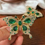 Fashion Women Girls Elegant Emerald Crystal Butterfly Brooches Badges Classic Lady Dress Suit High-end Pins Jewelry 4
