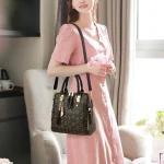 Fashion English Letter Handbag Women PU Leather Tassel Top-handle Bag Luxury Shoulder Bag Large Capacity Lady Tote Design Purse 2