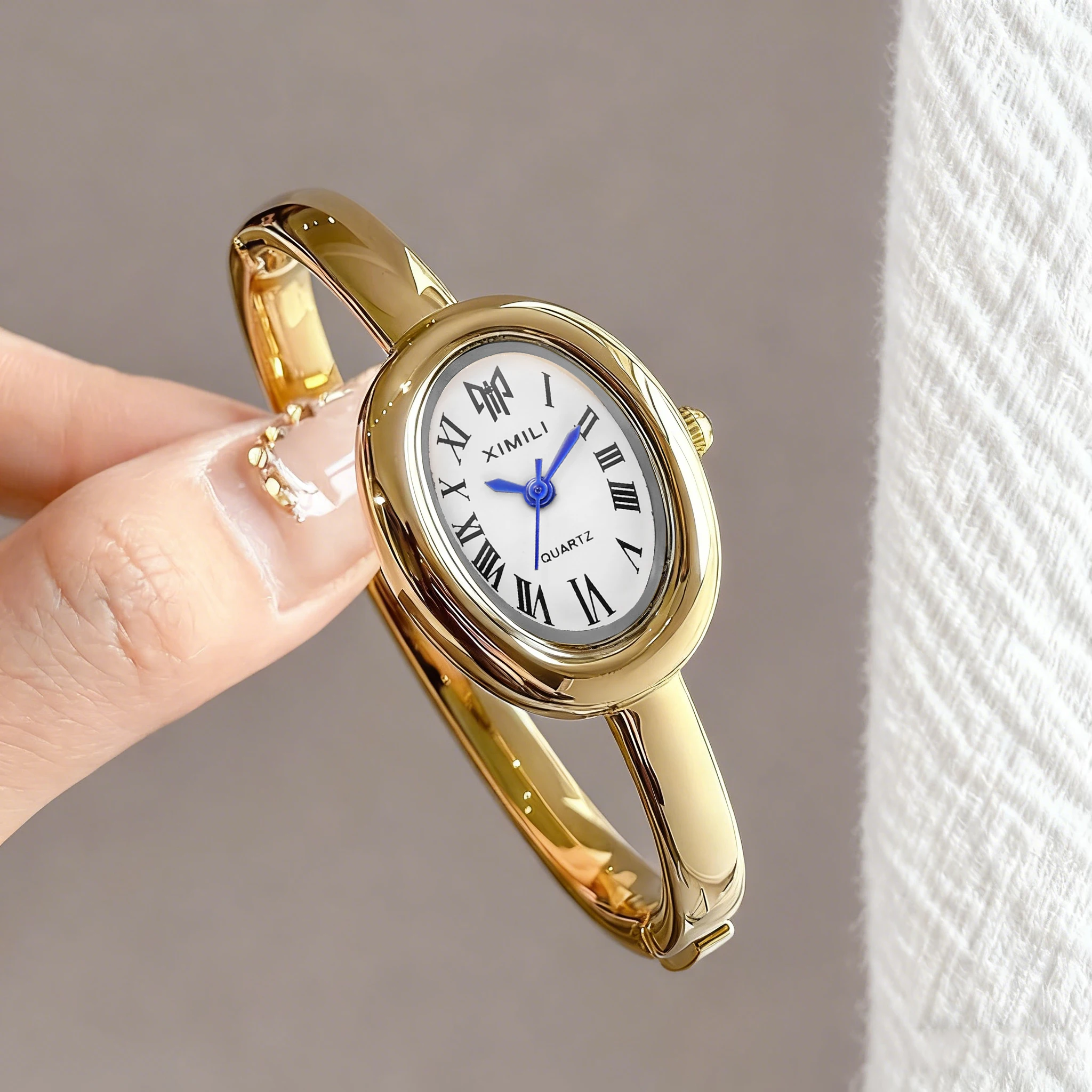 Elegant Oval Roma Dial Women Quartz Watch Fashion Bracelet Strap Ladies Wristwatch Reloj Mujer Girls Clock Gift Elegant Oval Roma Dial Women Quartz Watch Fashion Bracelet Strap Ladies Wristwatch Reloj Mujer Girls Clock Gift