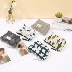 New Canvas Cosmetic Bags Zipper Opening Key Card Holder Cartoon Student Pencil Case Coin Purse Ladies Hand Portable Storage Bag 5