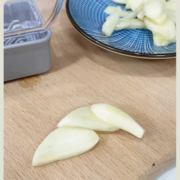 Manual Pressing Garlic Grinding Grater Cutter Cooking Tool Garlic Peeler Kitchen Accessories Kitchen Gadgets And Accessories 4